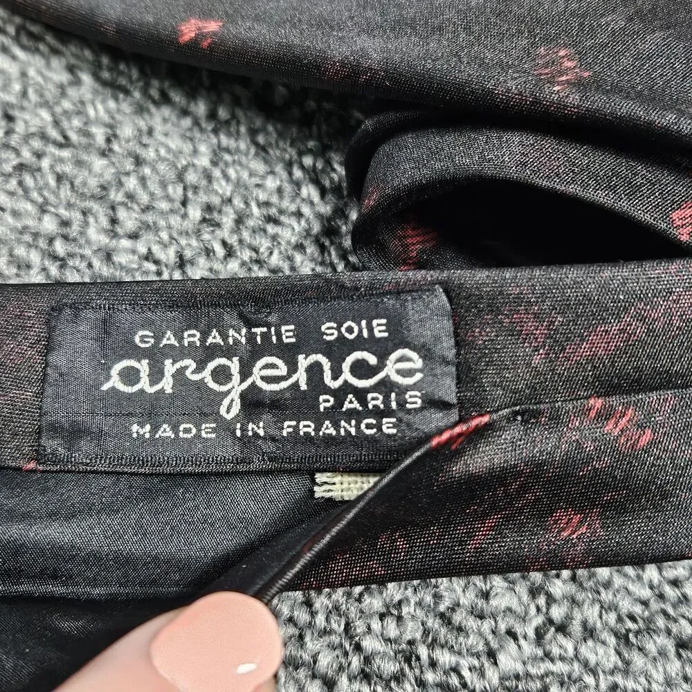 ARGENCE PARIS Black &Red  Tie‎ EUC silk 54.5
